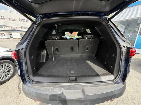 Used 2023 Chevrolet Traverse LT AWD/4WD image 12