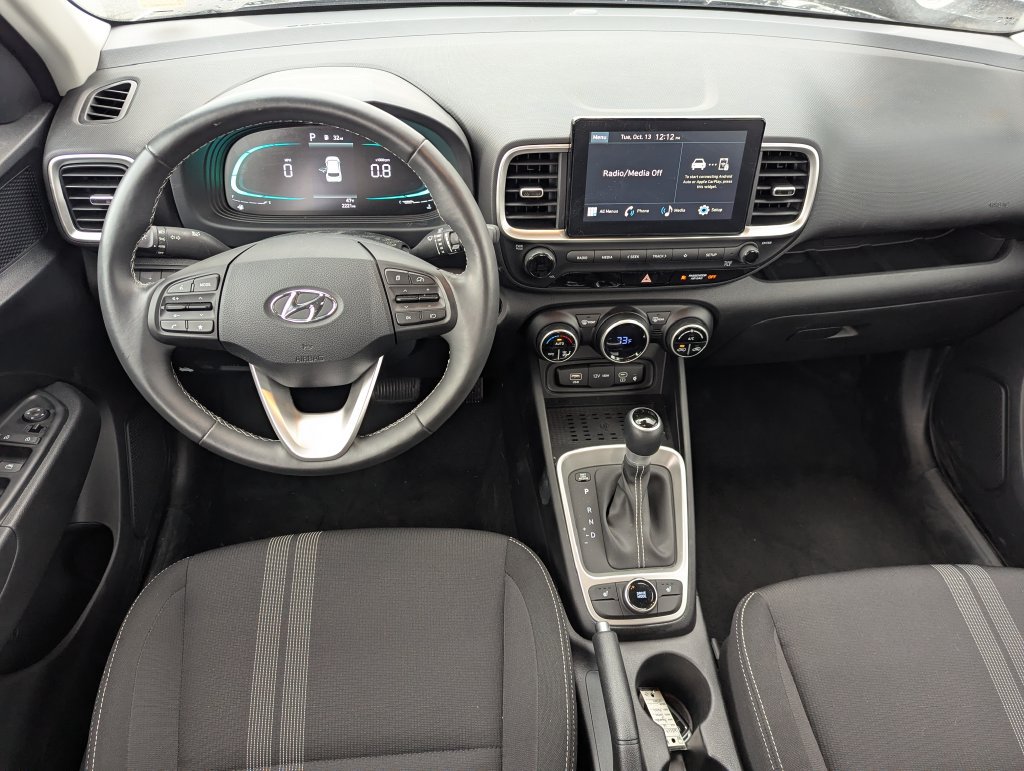 Used 2026 Hyundai Venue SEL FWD image 28