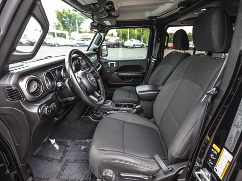 Used 2021 Jeep Wrangler Unlimited Sport AWD/4WD image 22