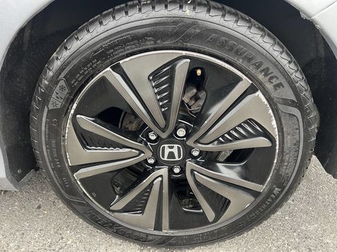 Used 2017 Honda Civic EX-L image 17