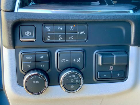 New 2026 Chevrolet Suburban Premier w/ Sun And Tow Package image 51