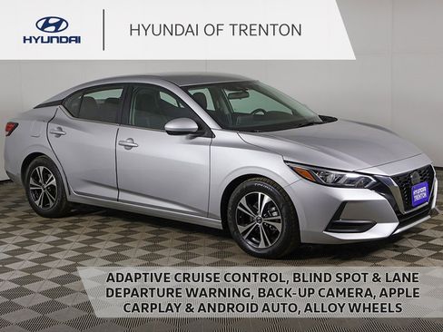 Used 2022 Nissan Sentra SV image 1