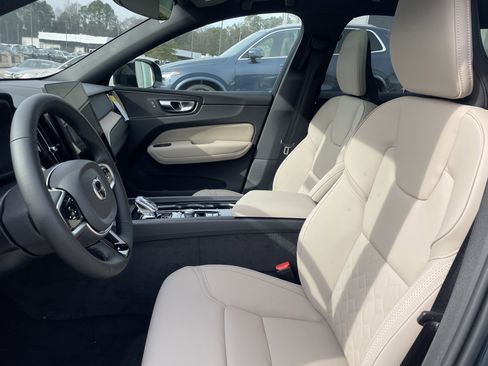 New 2026 Volvo XC60 T8 Core image 15