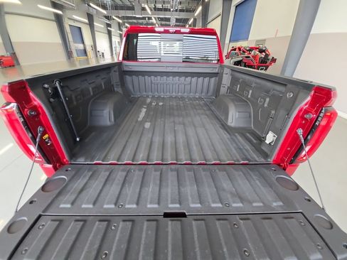 Certified 2021 GMC Sierra 1500 Denali w/ Technology Package AWD/4WD image 12