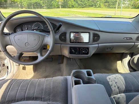 Used 2001 Buick Century Custom w/ Premium Pkg image 11