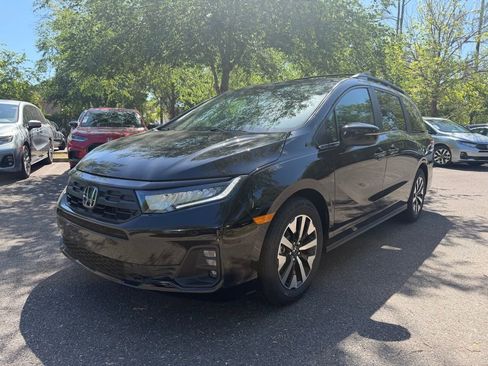 New 2026 Honda Odyssey EX-L image 2
