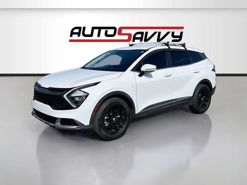 Used 2023 Kia Sportage EX FWD image 3