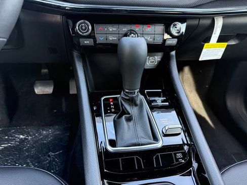 New 2026 Jeep Compass Limited image 17