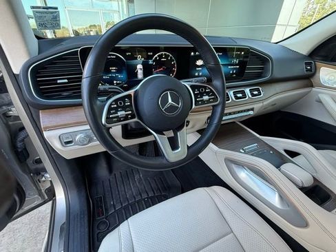 Used 2022 Mercedes-Benz GLE 350 image 10