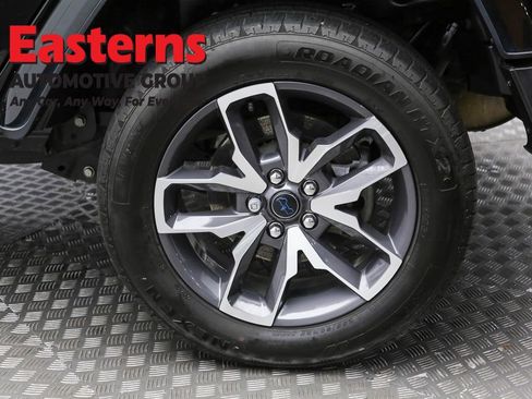 Used 2024 Jeep Wrangler Unlimited AWD/4WD image 8