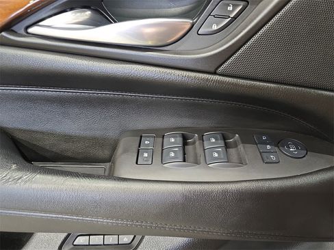 Used 2016 Cadillac Escalade ESV Premium image 29