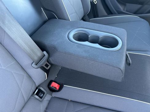 Used 2025 Volkswagen Jetta Sport image 49