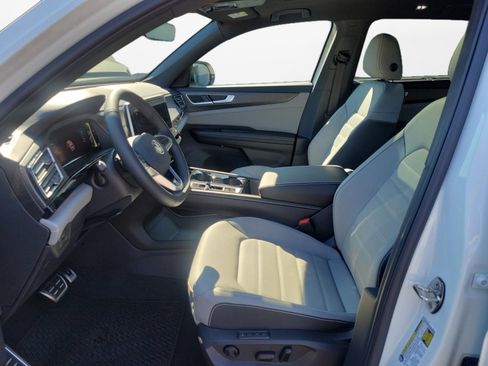 New 2026 Volkswagen Atlas Cross Sport SEL R-Line image 9