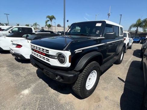 Used 2026 Ford Bronco Heritage Edition AWD/4WD image 1