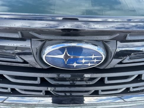 Used 2023 Subaru Forester Premium image 11