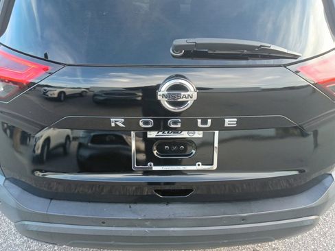 Used 2021 Nissan Rogue S FWD image 18