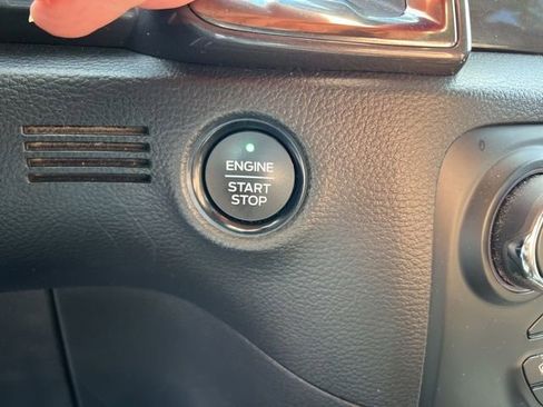 Used 2019 Ford Ranger Lariat w/ Equipment Group 501A Mid image 17