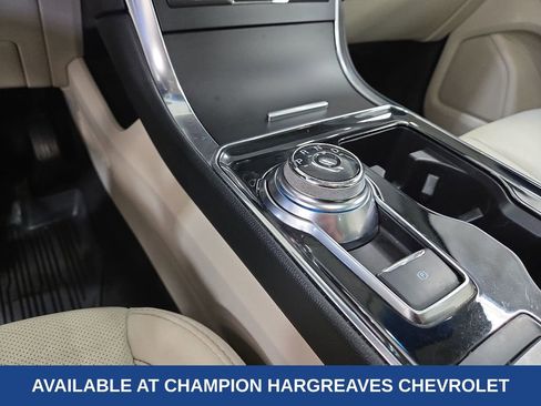 Used 2019 Ford Edge Titanium w/ Equipment Group 301A image 22