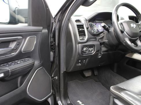 Used 2019 RAM 1500 Laramie AWD/4WD image 52