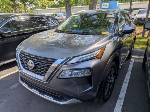 Used 2023 Nissan Rogue Platinum w/ Platinum Premium Package image 5