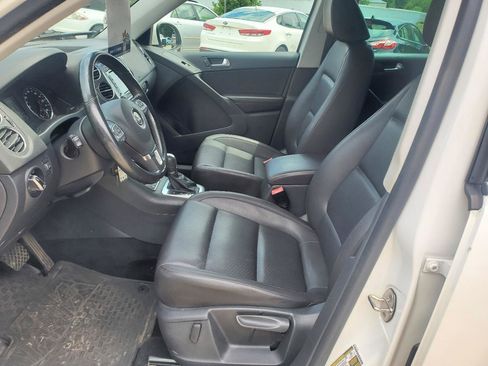 Used 2013 Volkswagen Tiguan SE AWD/4WD image 15