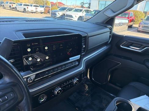 Used 2022 GMC Sierra 1500 SLT w/ X31 Off-Road Package image 25