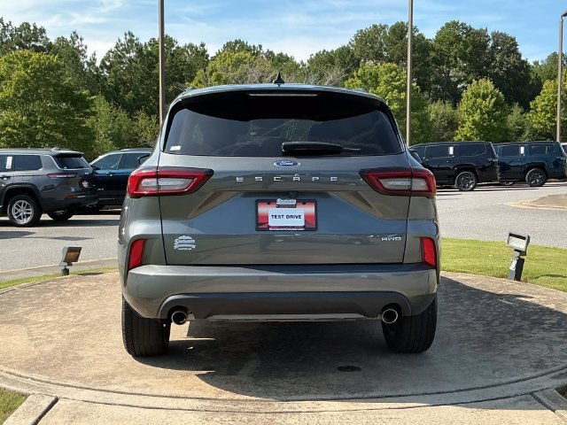 Used 2024 Ford Escape ST-Line AWD/4WD image 6
