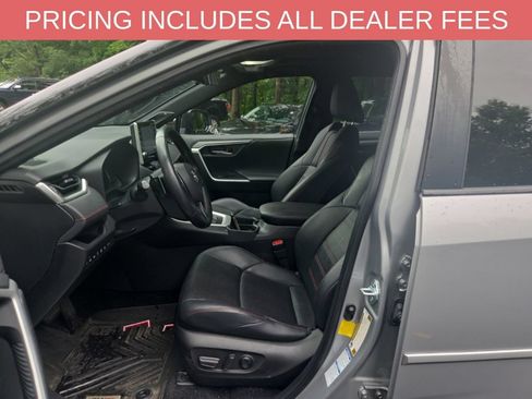 Used 2021 Toyota RAV4 XSE w/ Premium Package AWD/4WD image 10