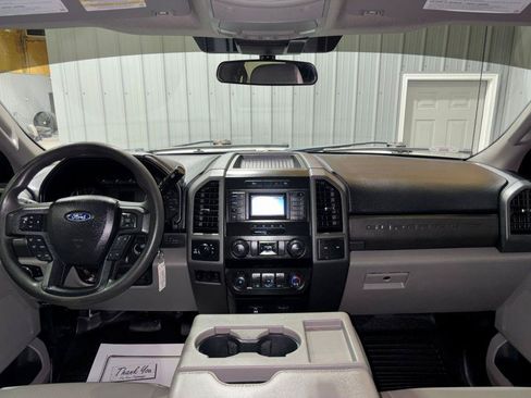 Used 2020 Ford F250 XL w/ Power Equipment Group AWD/4WD image 17