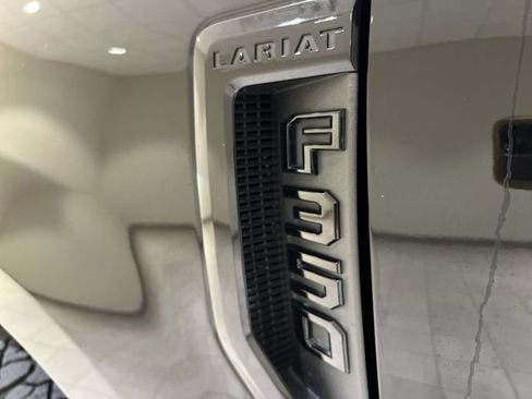 Used 2022 Ford F350 Lariat w/ Lariat Ultimate Package AWD/4WD image 27