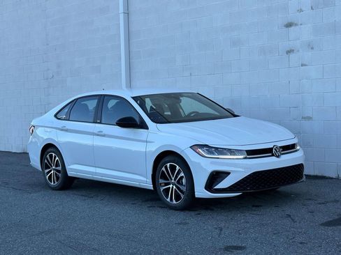 New 2025 Volkswagen Jetta Sport image 8