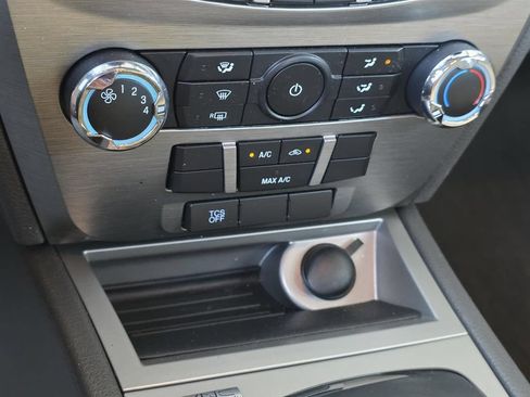 Used 2012 Ford Fusion SE FWD image 15