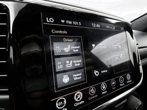 Used 2019 Jeep Grand Cherokee Limited w/ Luxury Group II AWD/4WD image 34