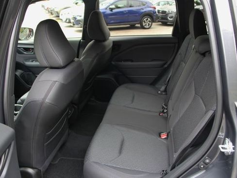 Used 2025 Subaru Forester Premium image 27
