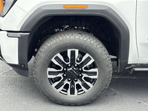 New 2026 GMC Sierra 2500 Denali Ultimate AWD/4WD image 28