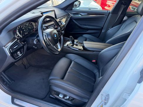 Used 2018 BMW 530i w/ Premium Package RWD image 27