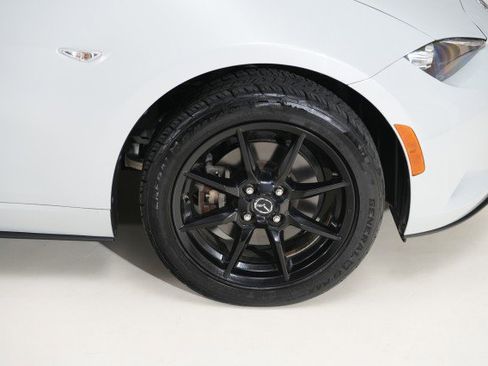 Used 2019 MAZDA MX-5 Miata Sport image 43