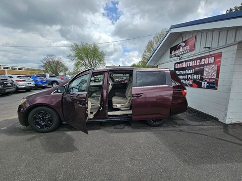 Used 2013 Honda Odyssey LX image 25