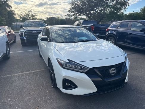 Used 2023 Nissan Maxima SR w/ Sport Mat Group image 3