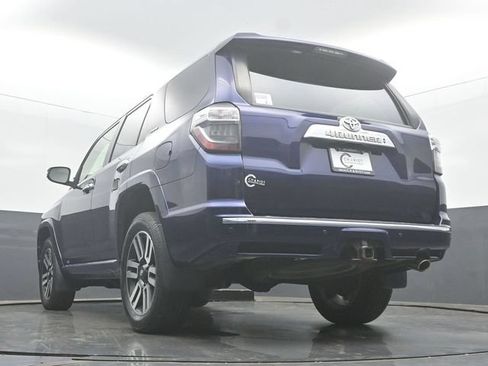 Used 2018 Toyota 4Runner Limited AWD/4WD image 43