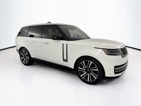 Certified 2023 Land Rover Range Rover SE AWD/4WD image 3