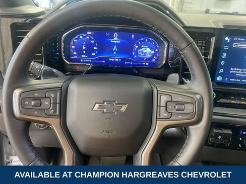 Used 2025 Chevrolet Silverado 1500 ZR2 w/ Technology Package AWD/4WD image 15