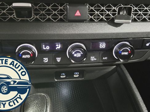 Used 2023 Honda Accord EX image 15