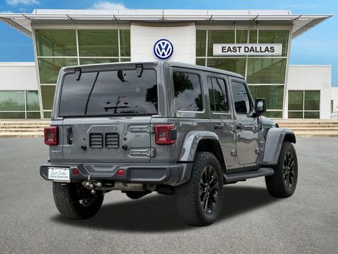 Used 2021 Jeep Wrangler Unlimited Sahara w/ Cold Weather Group AWD/4WD image 3