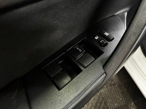 Used 2019 Toyota Corolla LE FWD image 22