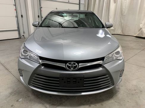 Used 2017 Toyota Camry XLE w/ Moonroof Package image 15