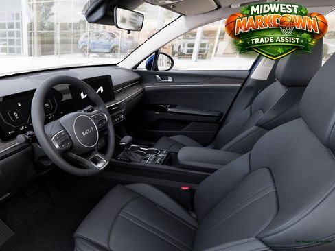 New 2026 Kia K5 EX image 17