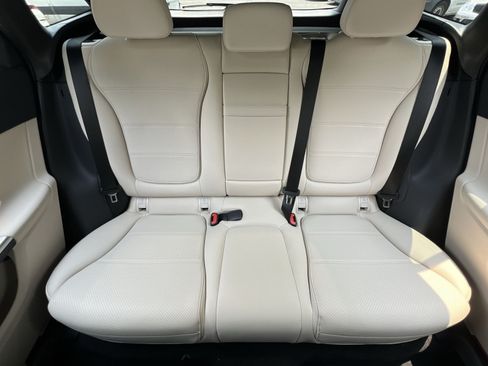 New 2026 Mercedes-Benz GLC 300 4MATIC image 15
