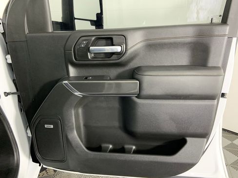 Used 2020 GMC Sierra 2500 AT4 w/ AT4 Premium Package image 25