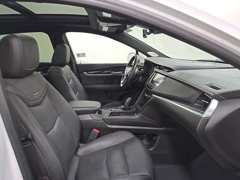 Used 2020 Cadillac XT5 Premium Luxury AWD/4WD image 9